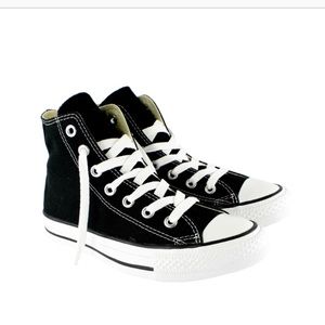 Converse black
